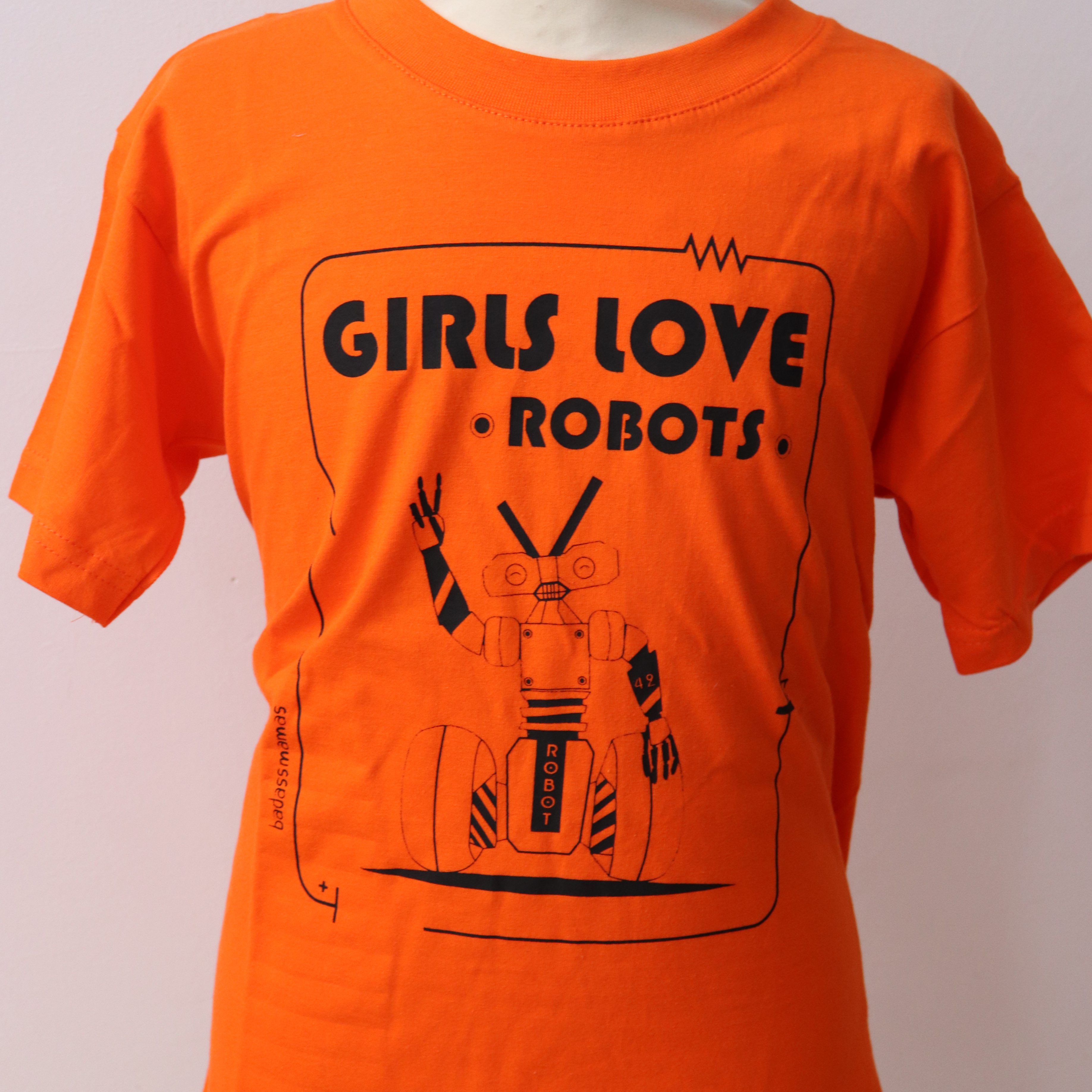 tee shirt "girls love robots" - orange
